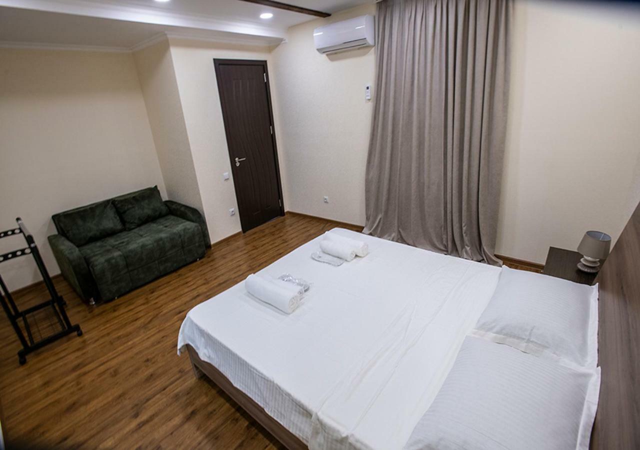Dada - Cozy Apartment In The Center Of Tbiliszi Kültér fotó
